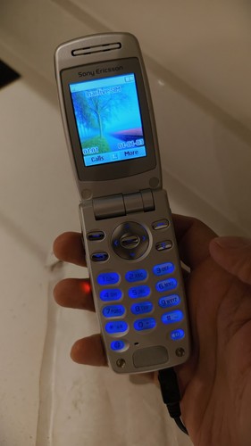 Sony ericsson z600 unlocked - sony,