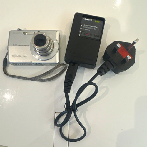 Casio exilim z600 - casio, compact