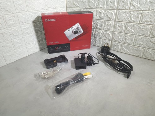 Casio digital camera exilim - digital,